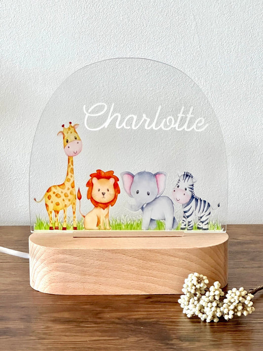 Personalisiertes Nachtlicht mit 4 Tiermotiven (Löwe+Elefant+Giraffe+Zebra) , Babygeschenk Geburt, Taufe Geburtstag, Nachtlicht