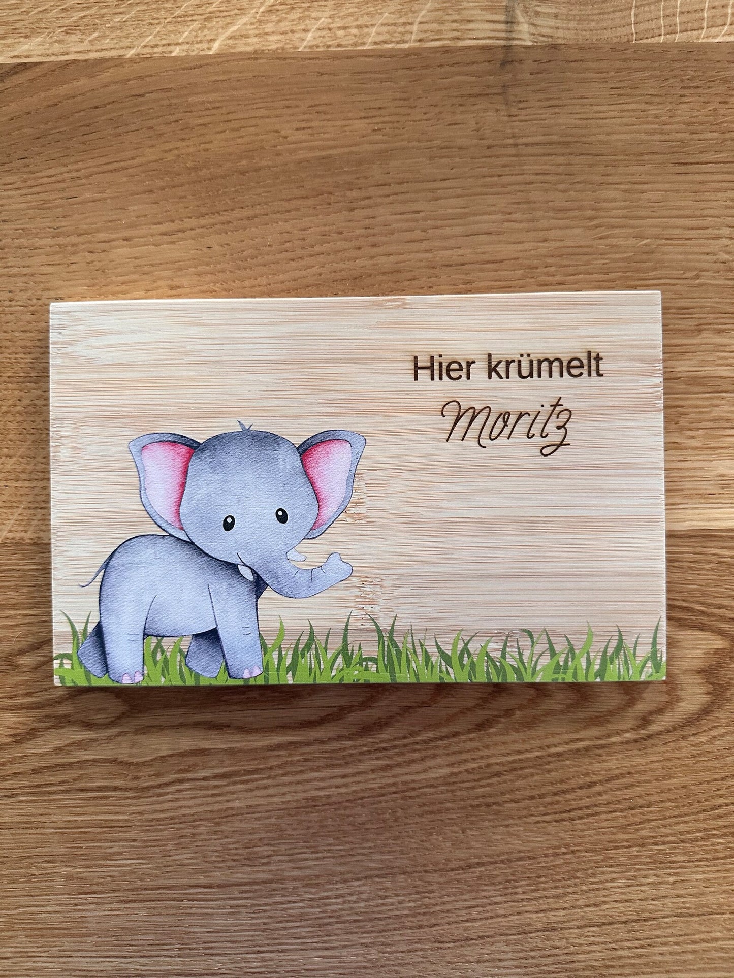 Personalisiertes Frühstücksbrettchen Bambusholz, Elefant